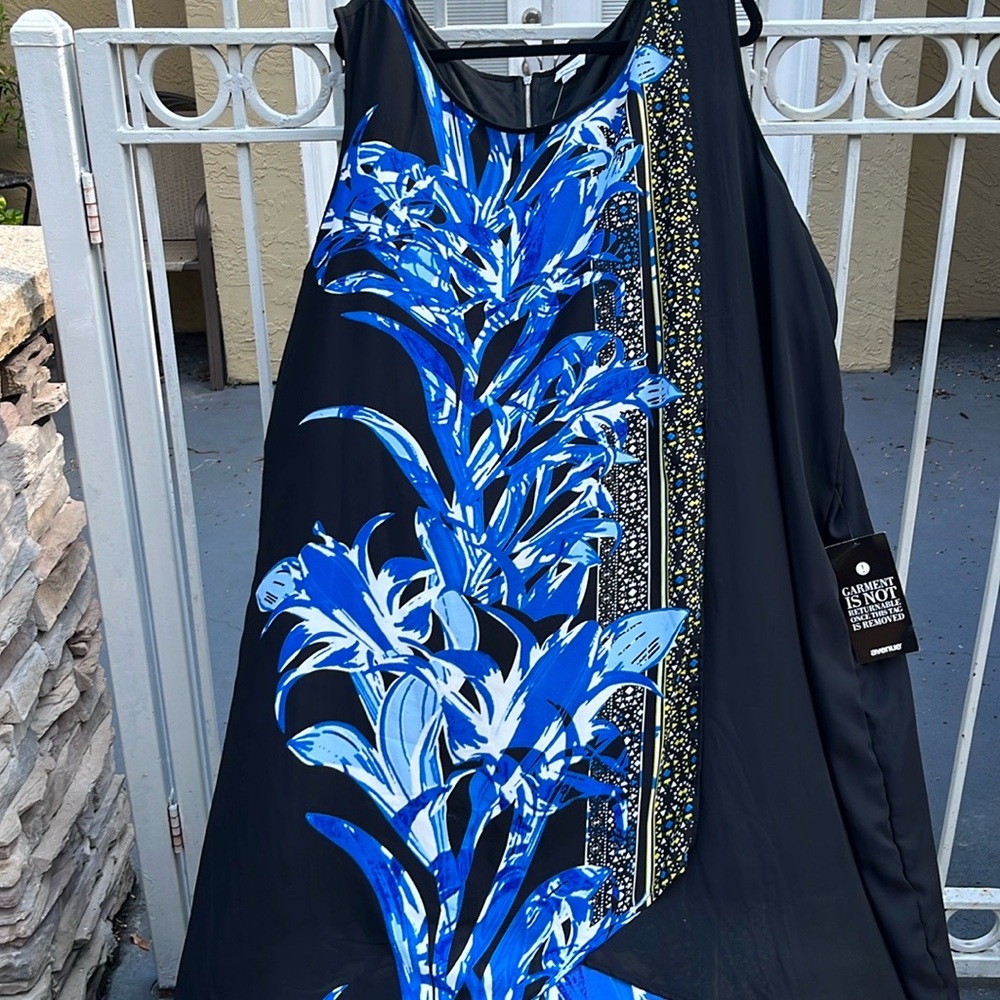 Avenue Blue/White Floral Black Wrap High Low Dress size 30/32 Beauty New